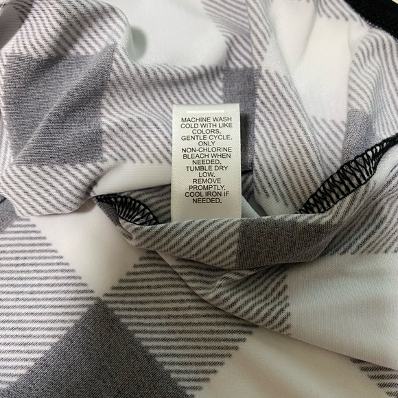 Cato Black and White Plaid Shirt - Picture 6 of 7